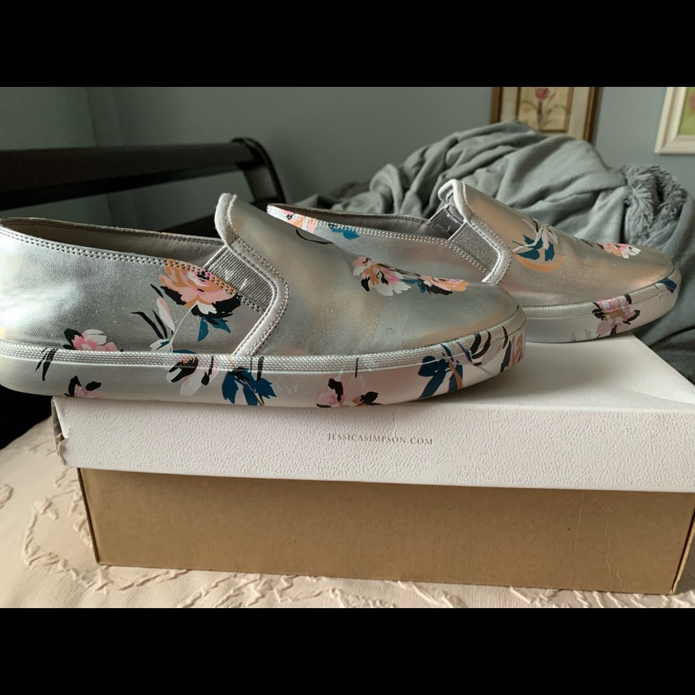 Jessica Simpson slip ons